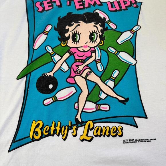 Vintage 1993 Betty Boop Bowling Licensed White Tshirt T Shirt Tee - Picture 2 of 8